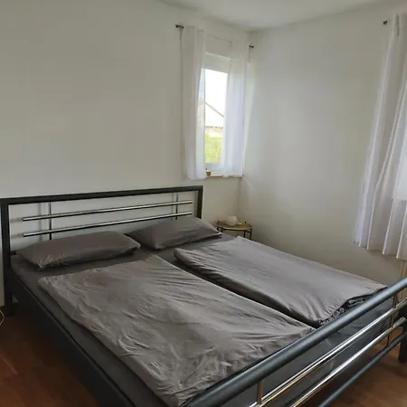 Mit Kanalblick Appartamento